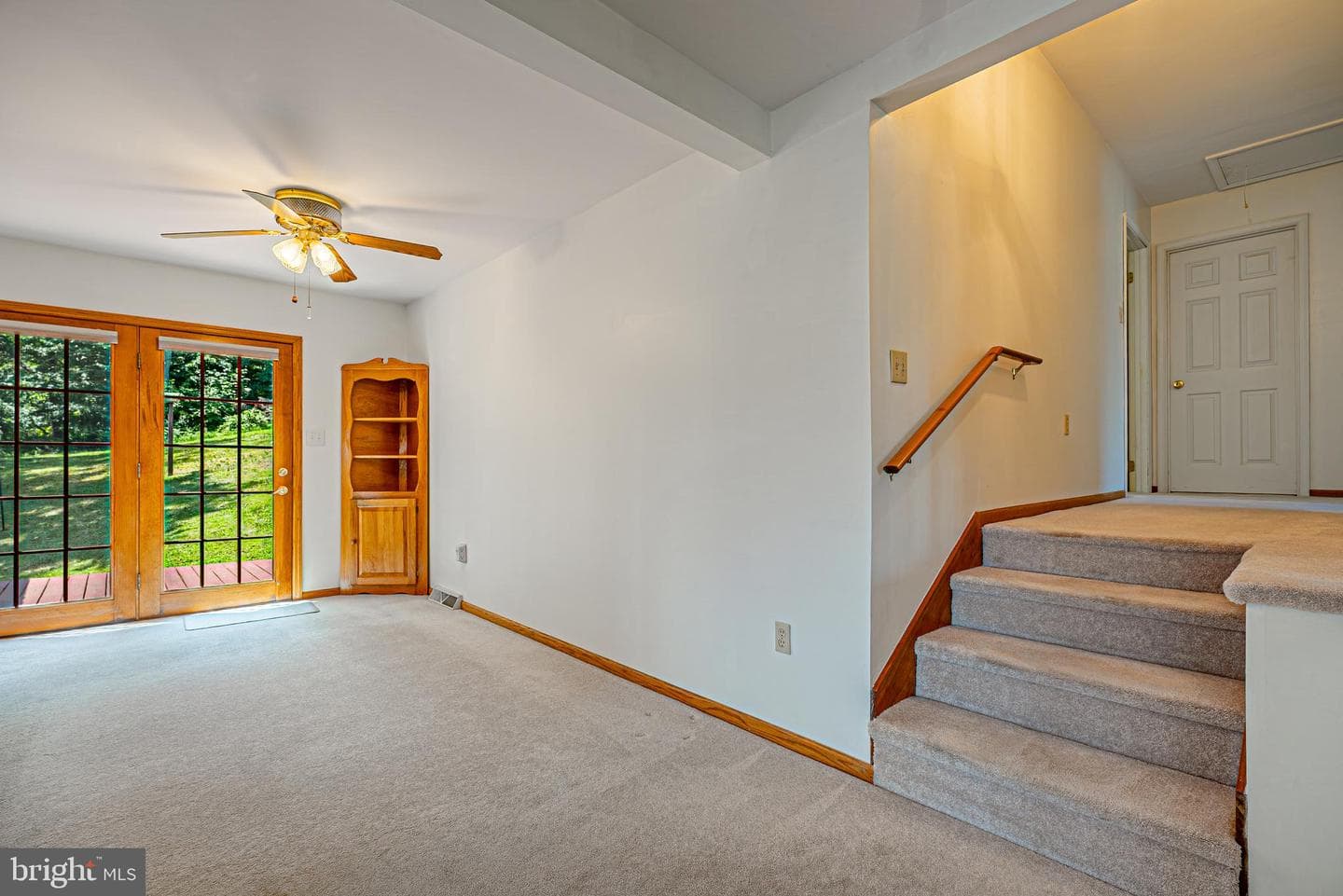 608 Wellington Lane photo 7
