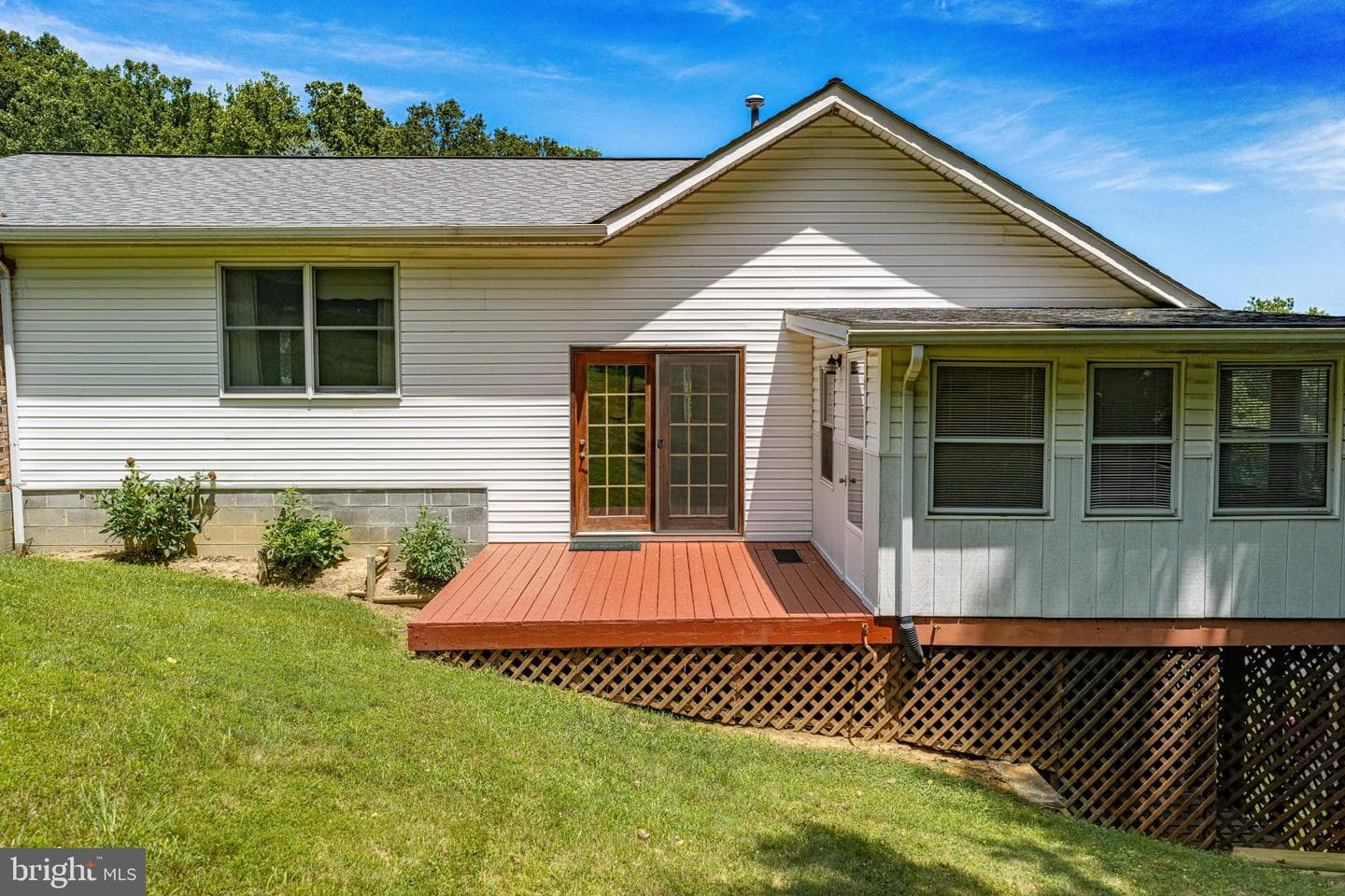 608 Wellington Lane photo 8