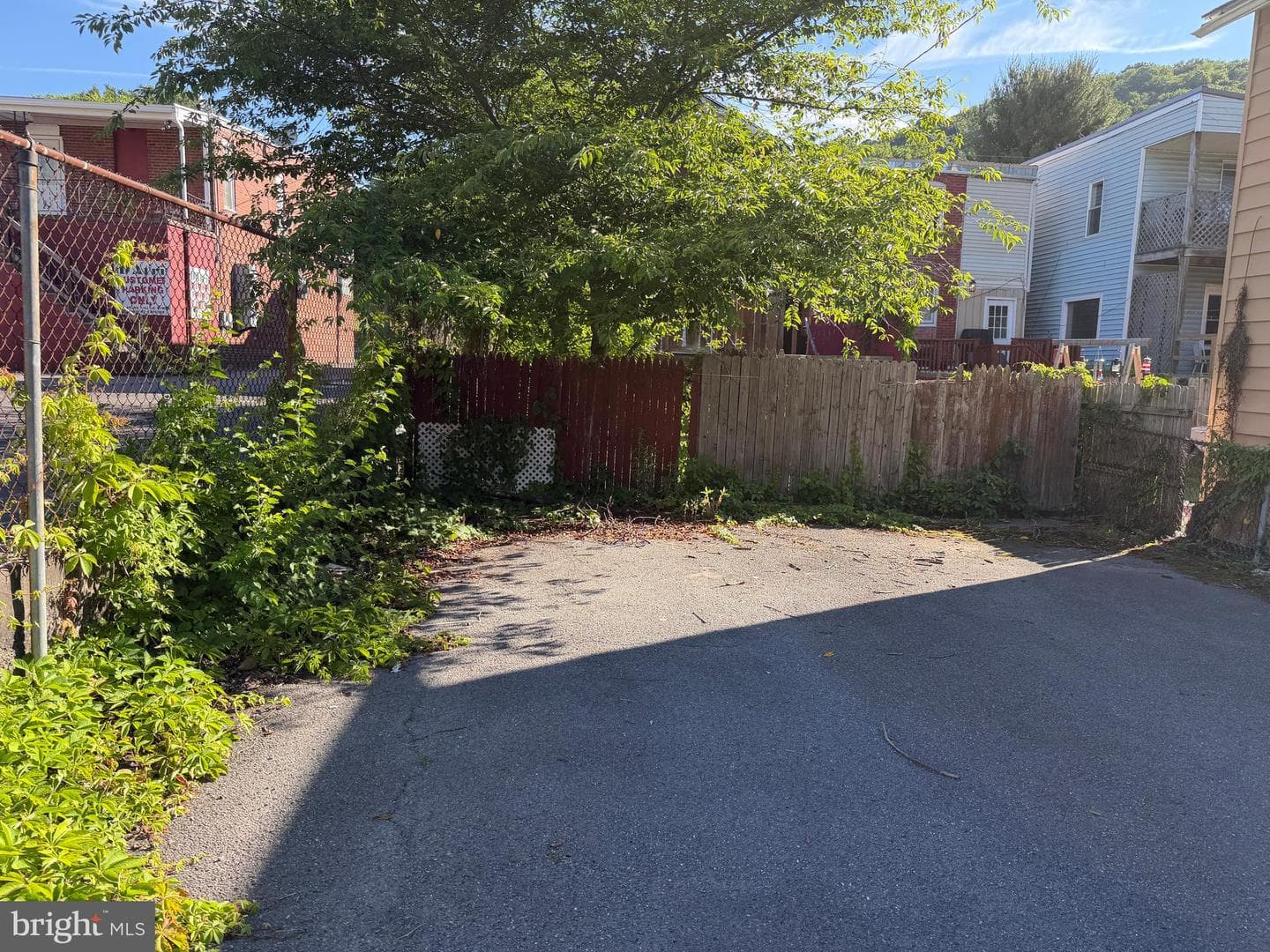 436 Columbia Street photo 4