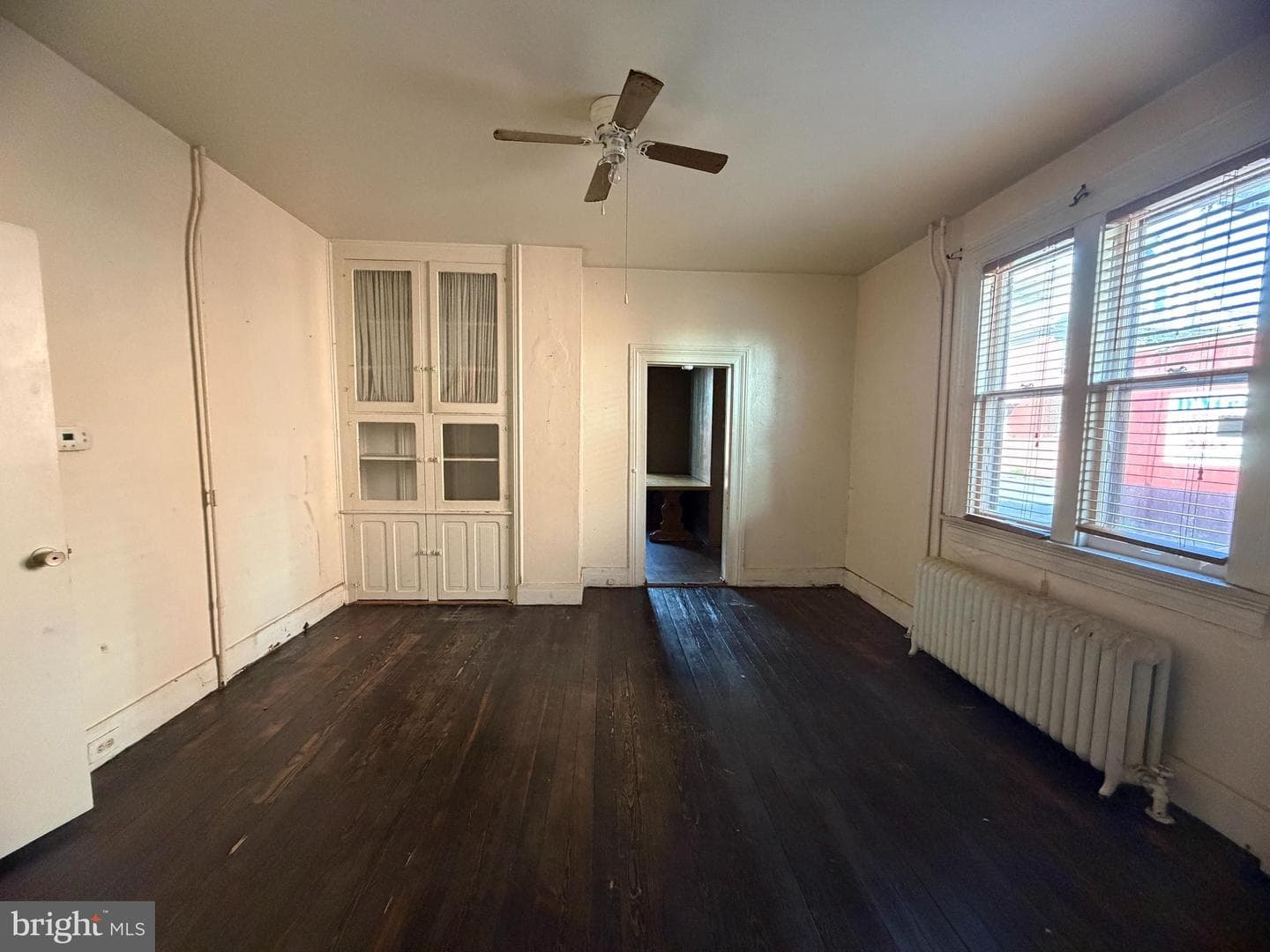 436 Columbia Street photo 9