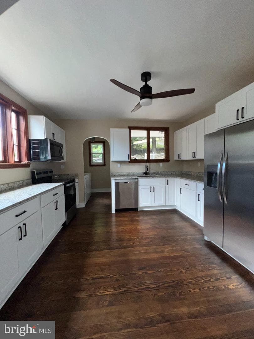 307 Helen Street photo 12