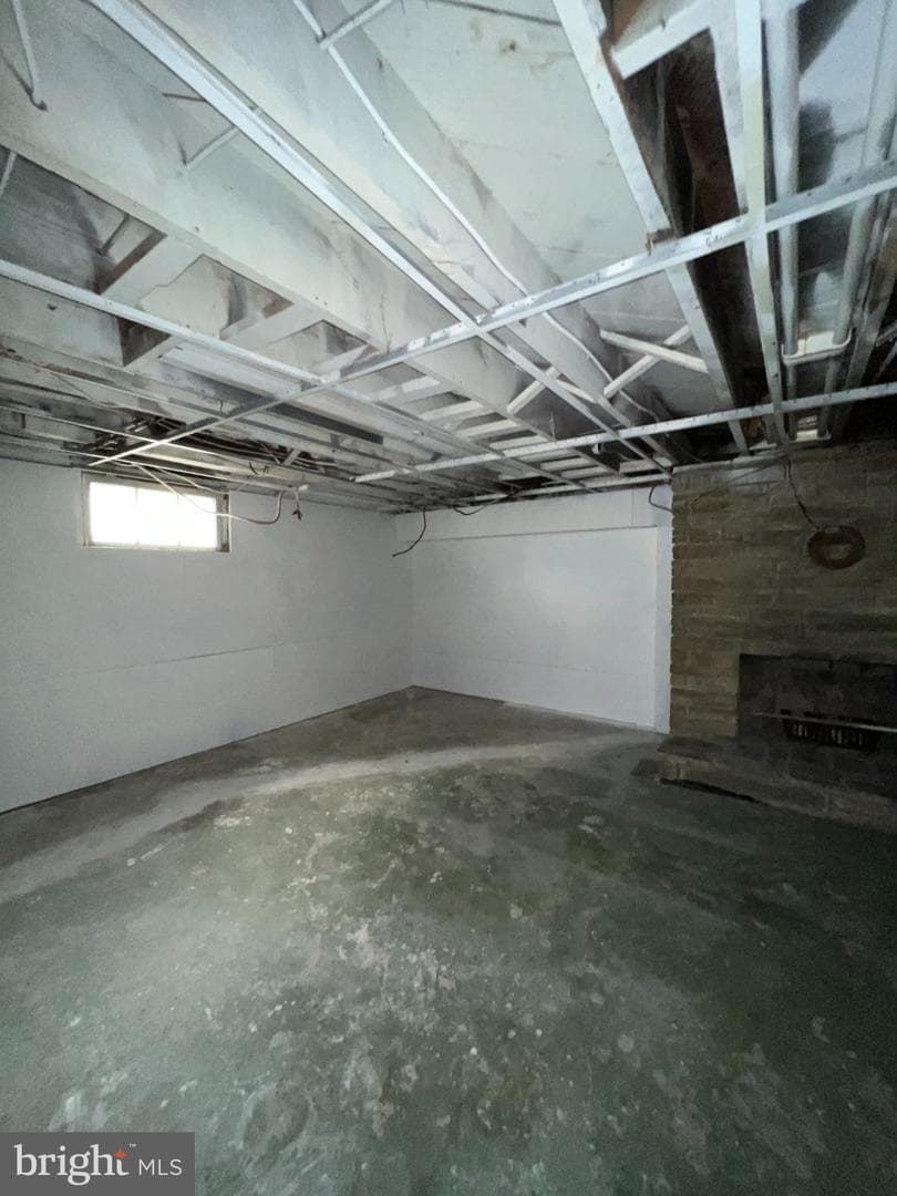307 Helen Street photo 25