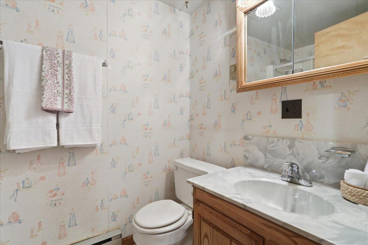 14105 Royal Oak Drive SW photo 17