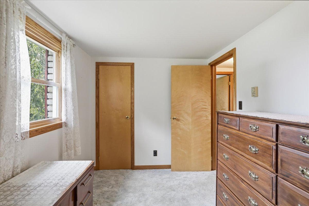 14105 Royal Oak Drive SW photo 20