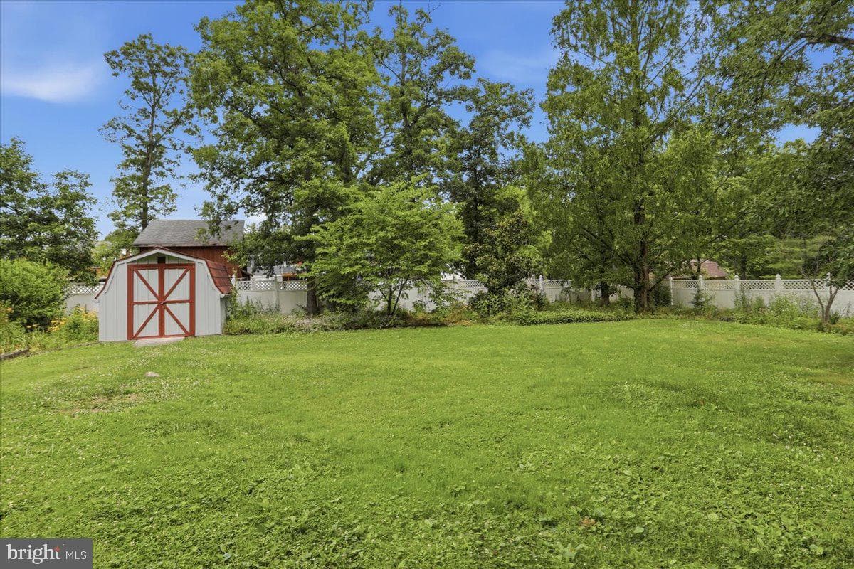 14105 Royal Oak Drive SW photo 39