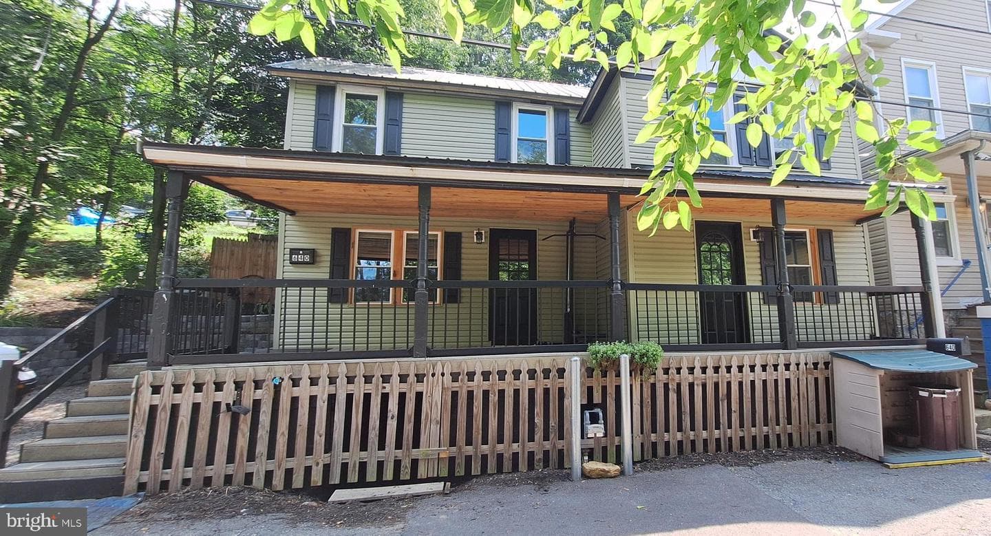 640 Baker Street, Cumberland