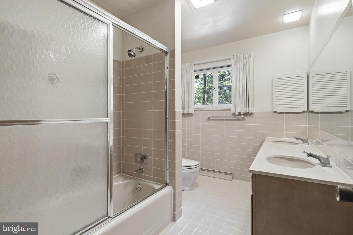 935 Dingle Park Drive photo 36