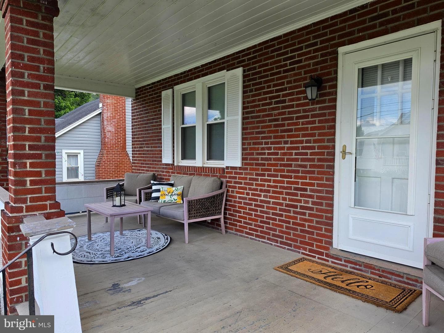 512 Forester Avenue photo 9