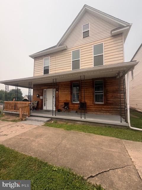 319 Grand Avenue, Cumberland