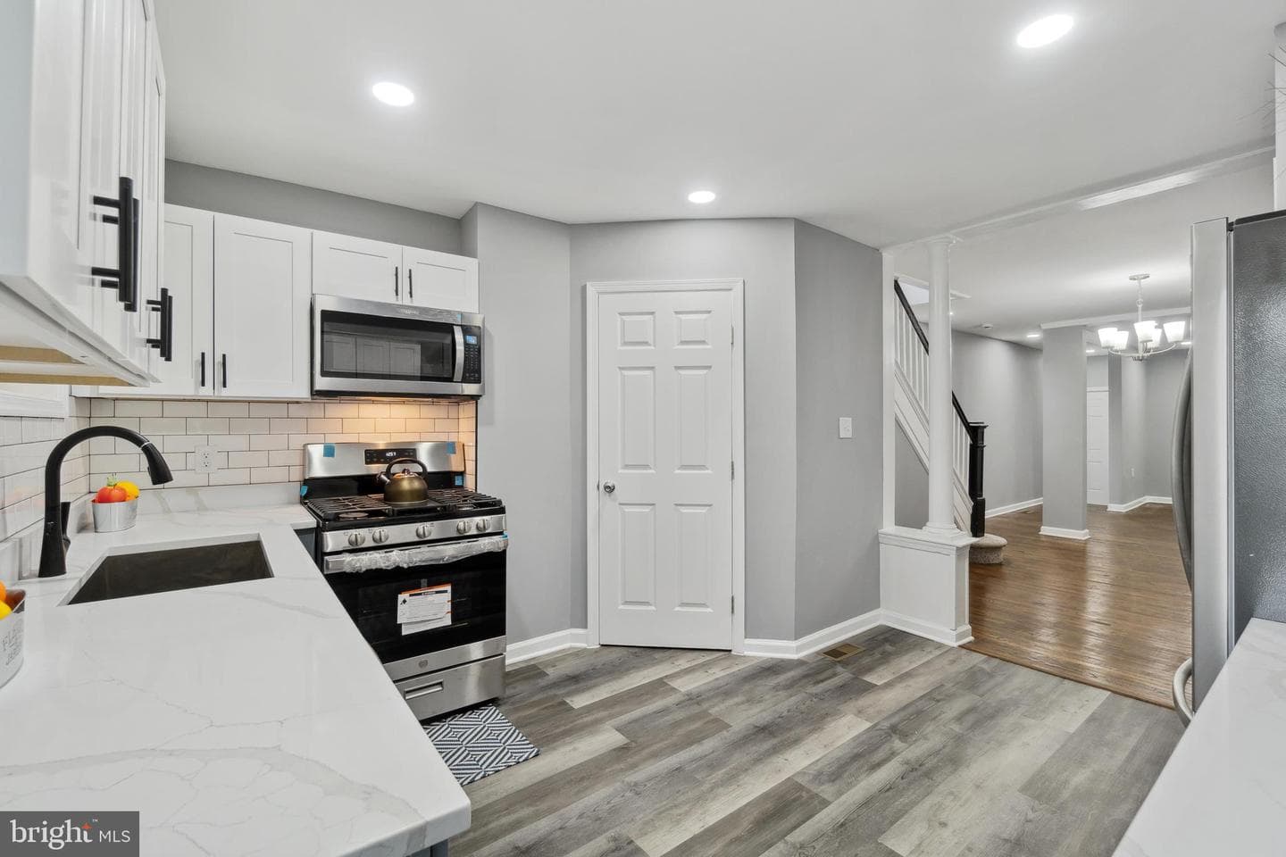 426 S Smallwood Street photo 12