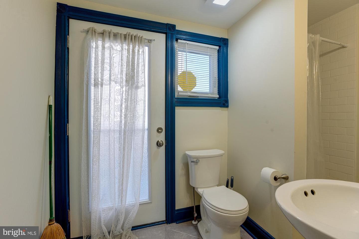 1125 Bayard Street photo 12