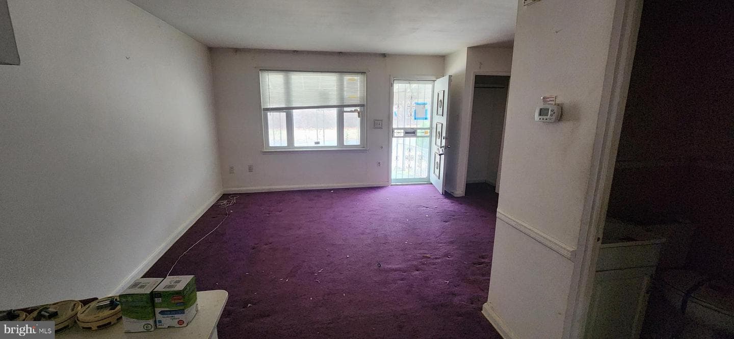 5561 Kennison Avenue photo 2