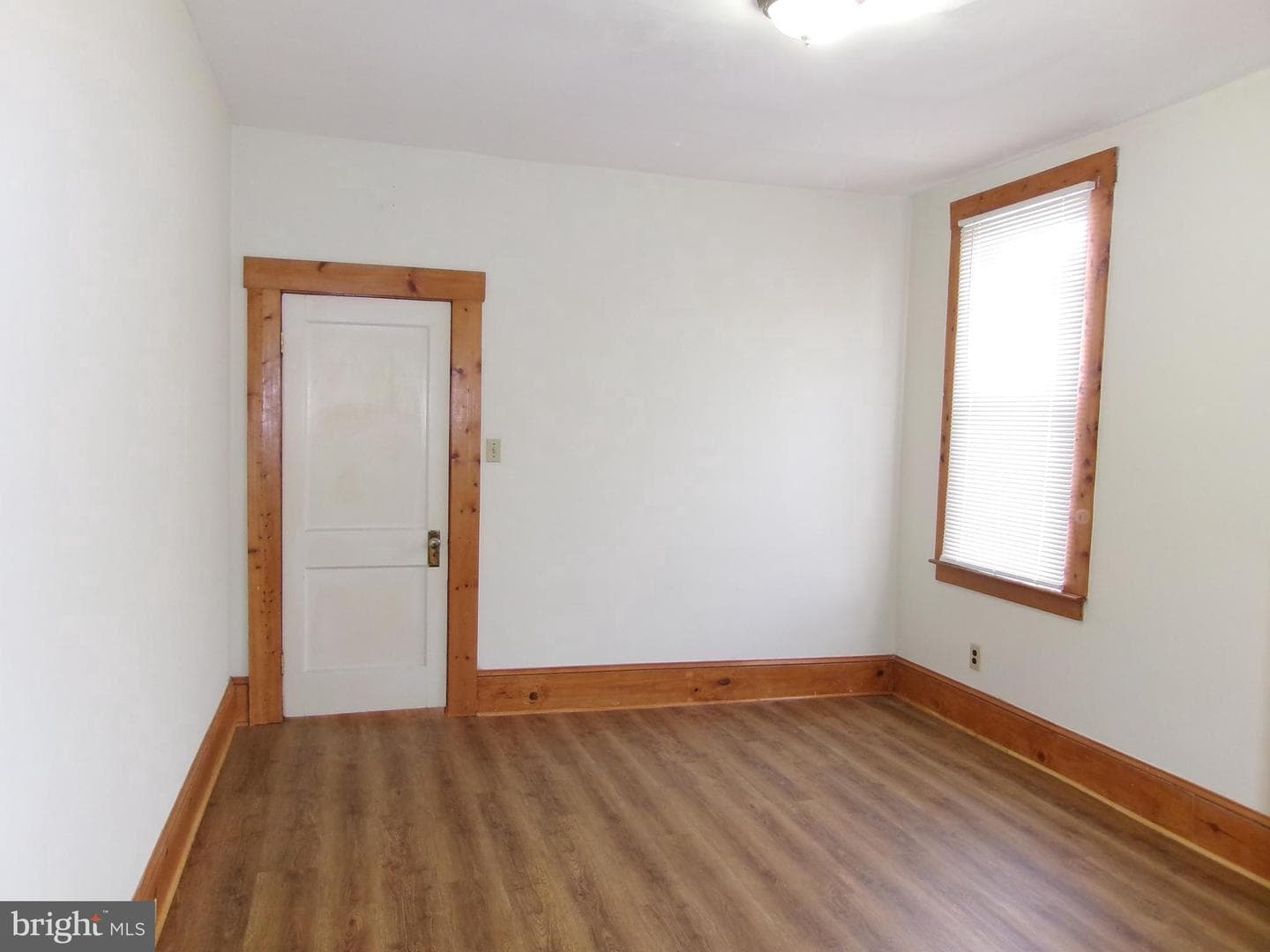 4204 Kenwood Avenue photo 21