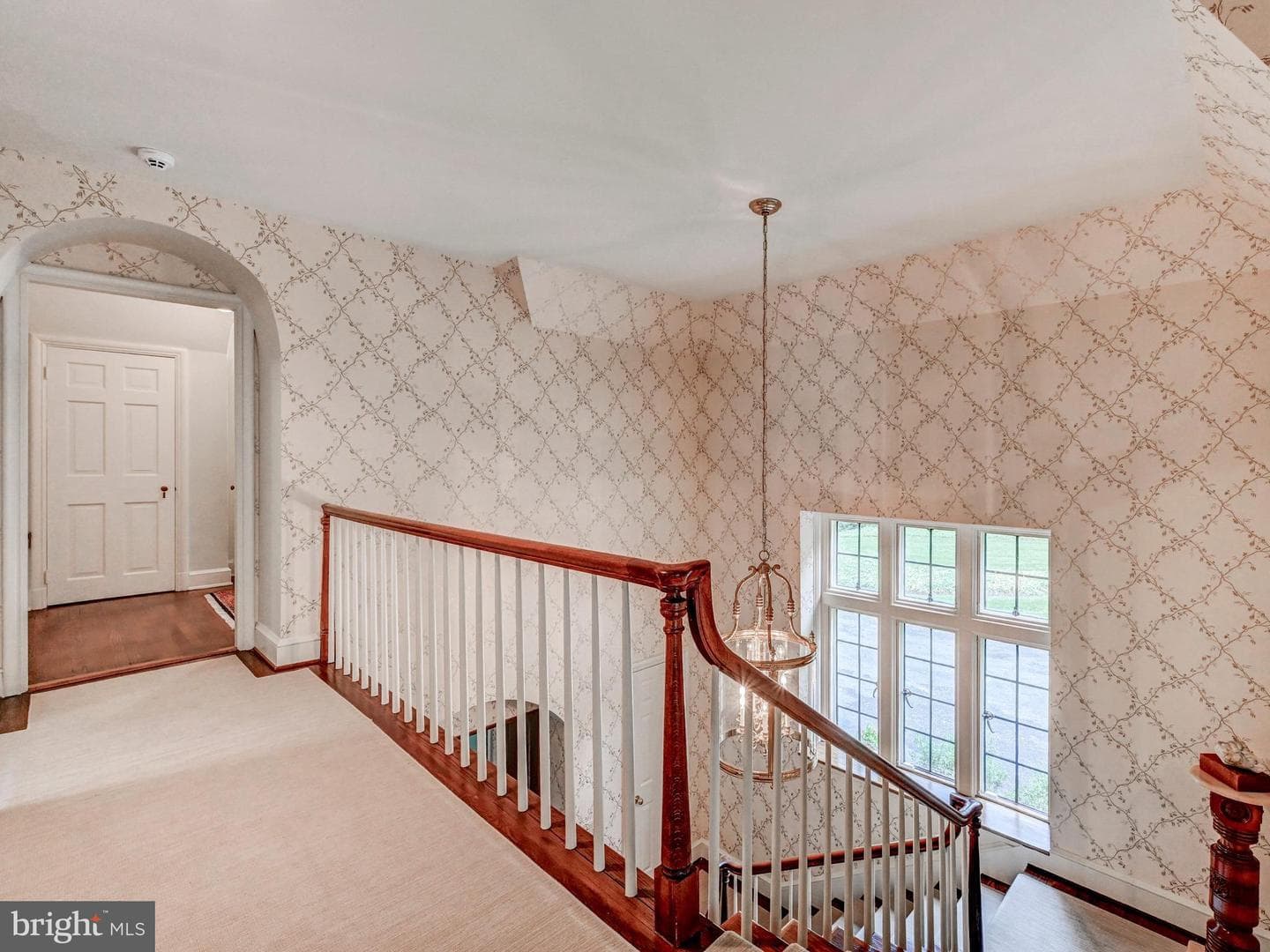 102 Cotswold Road photo 49