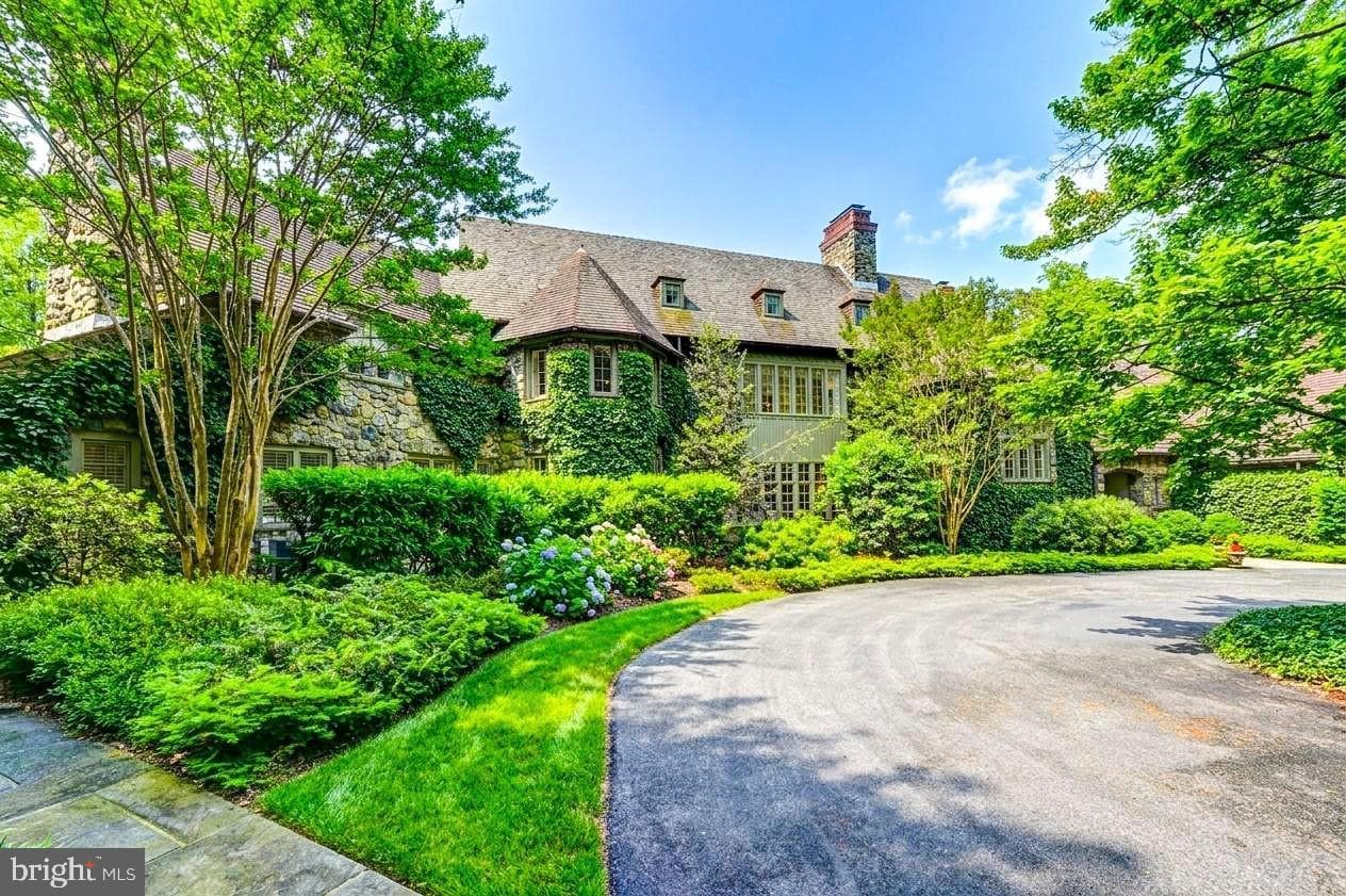 102 Cotswold Road photo 5
