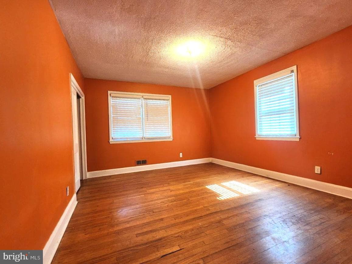 4103 Glenmore Avenue photo 7
