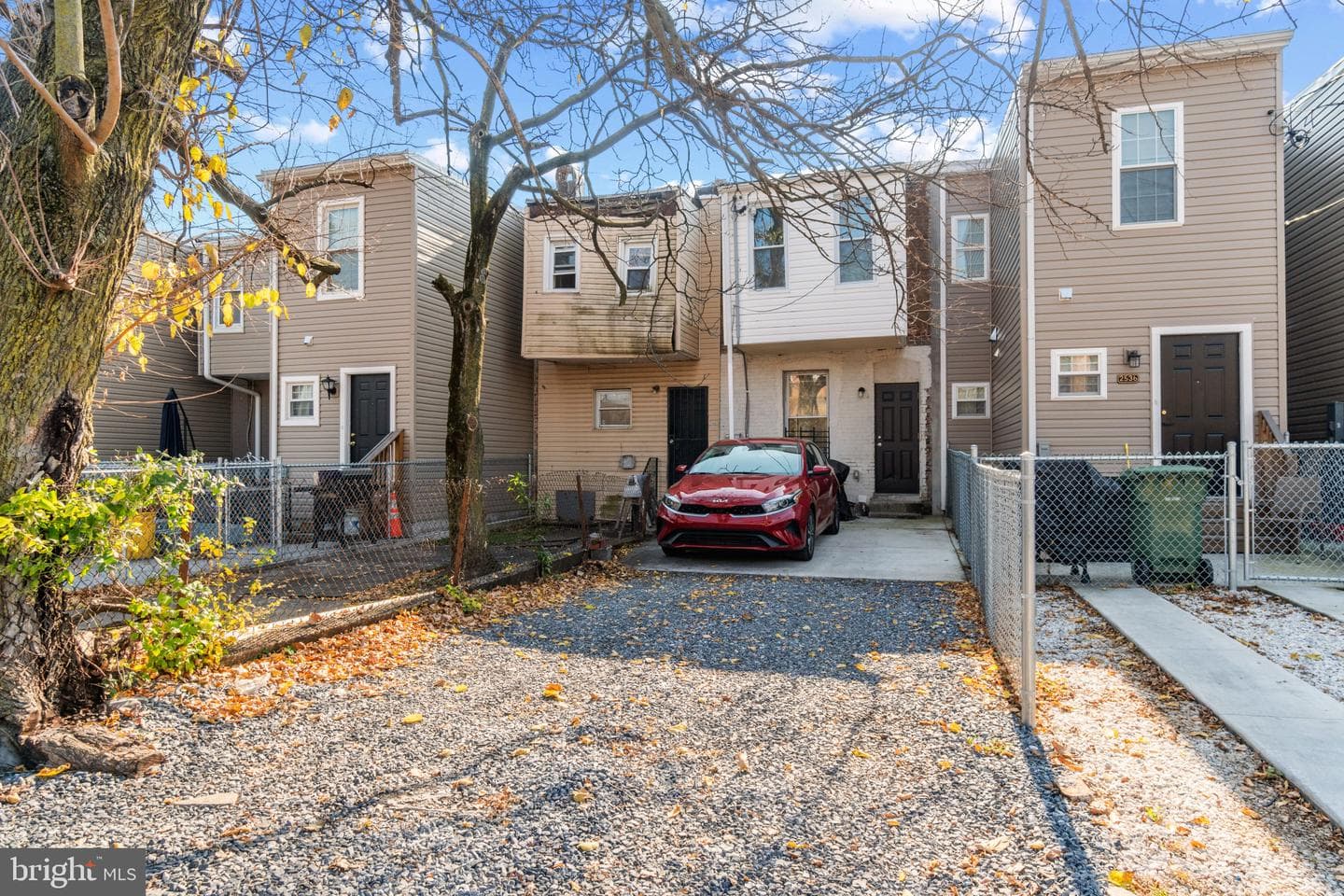 2538 E Eager Street photo 33