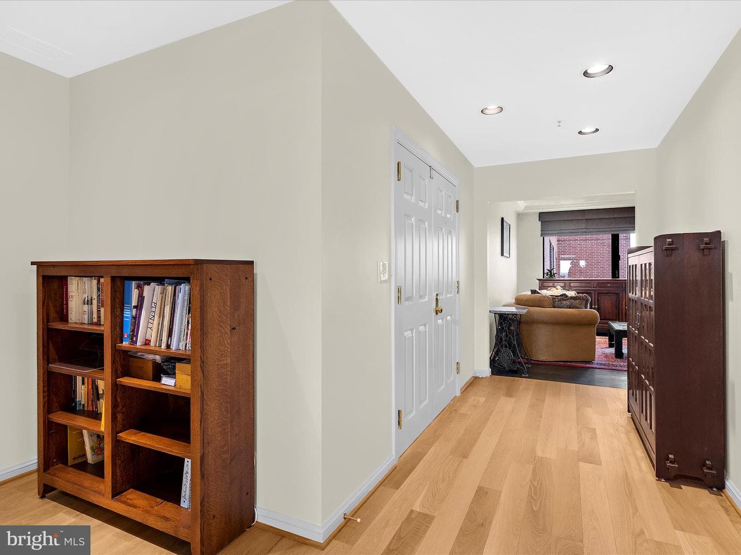 10 E Lee Street #2405 photo 26