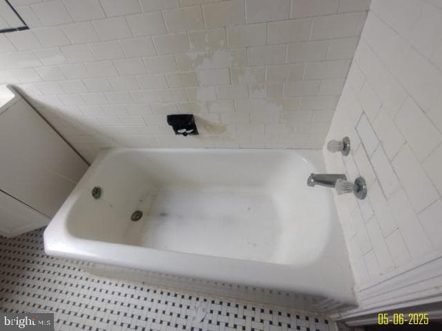 608 Chestnut Hill Avenue photo 24