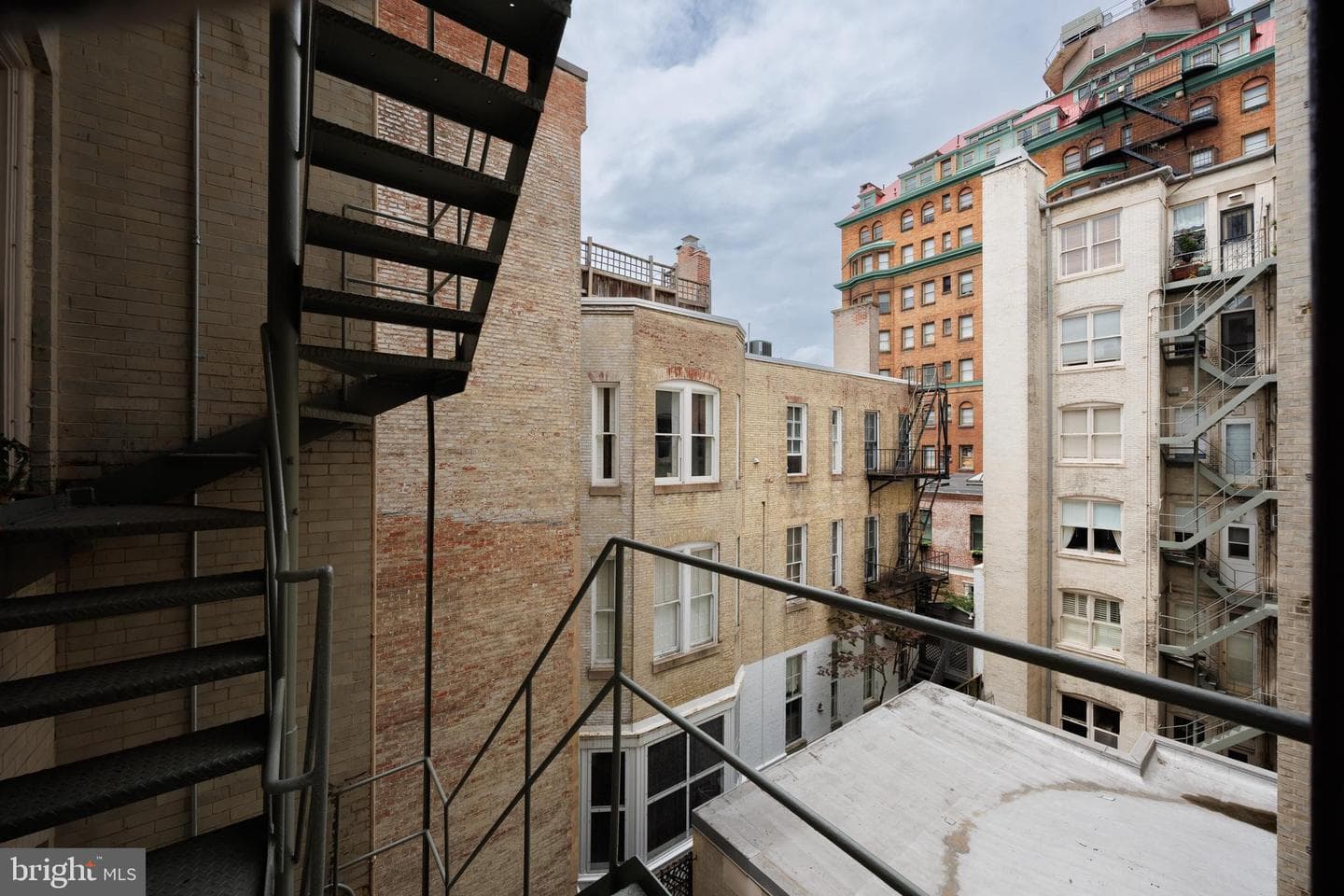 700 Washington Place #4b photo 61