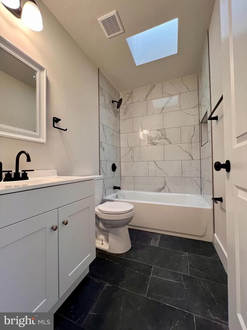 432 Bonsal Street photo 9