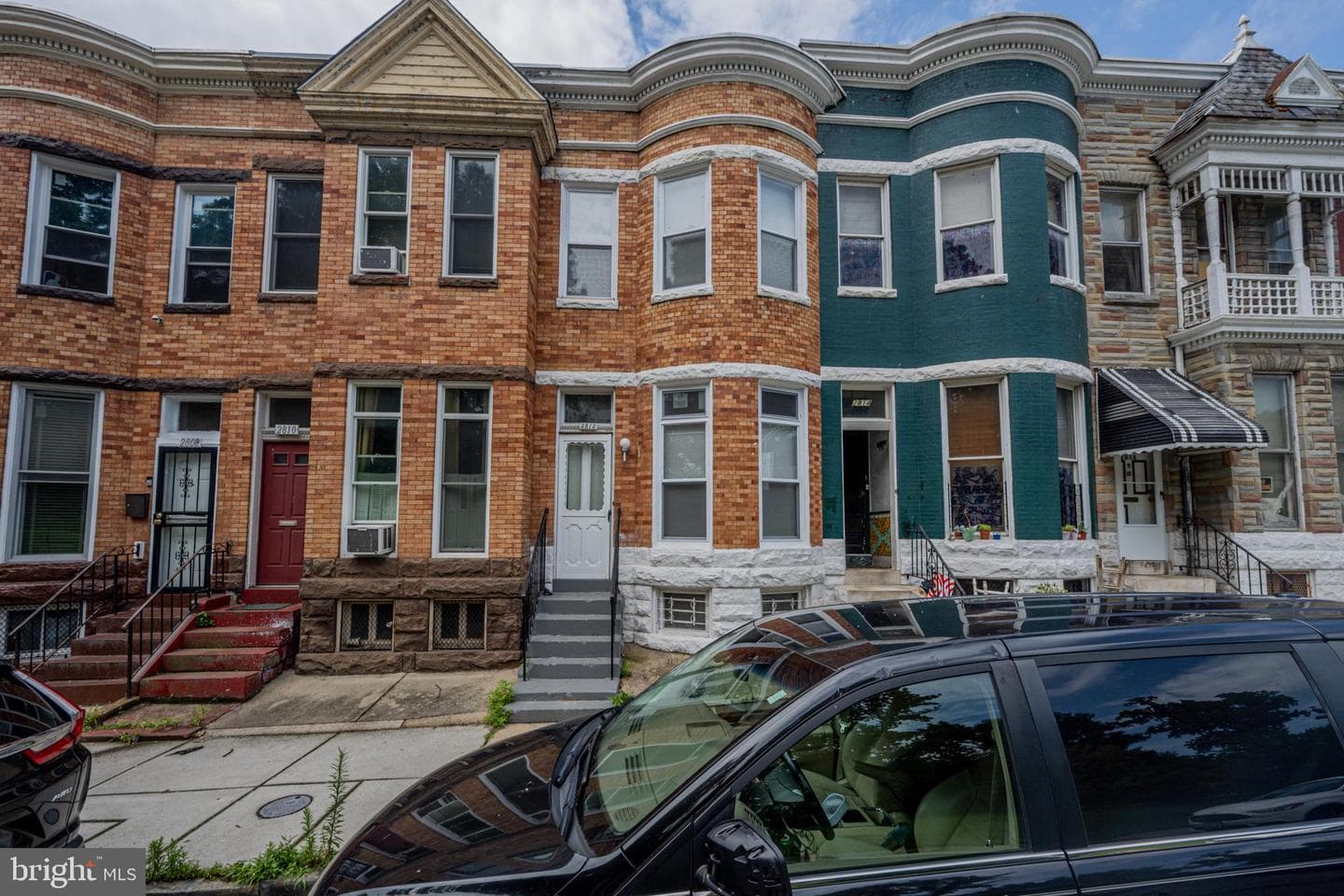 2812 Auchentoroly Terrace photo 2