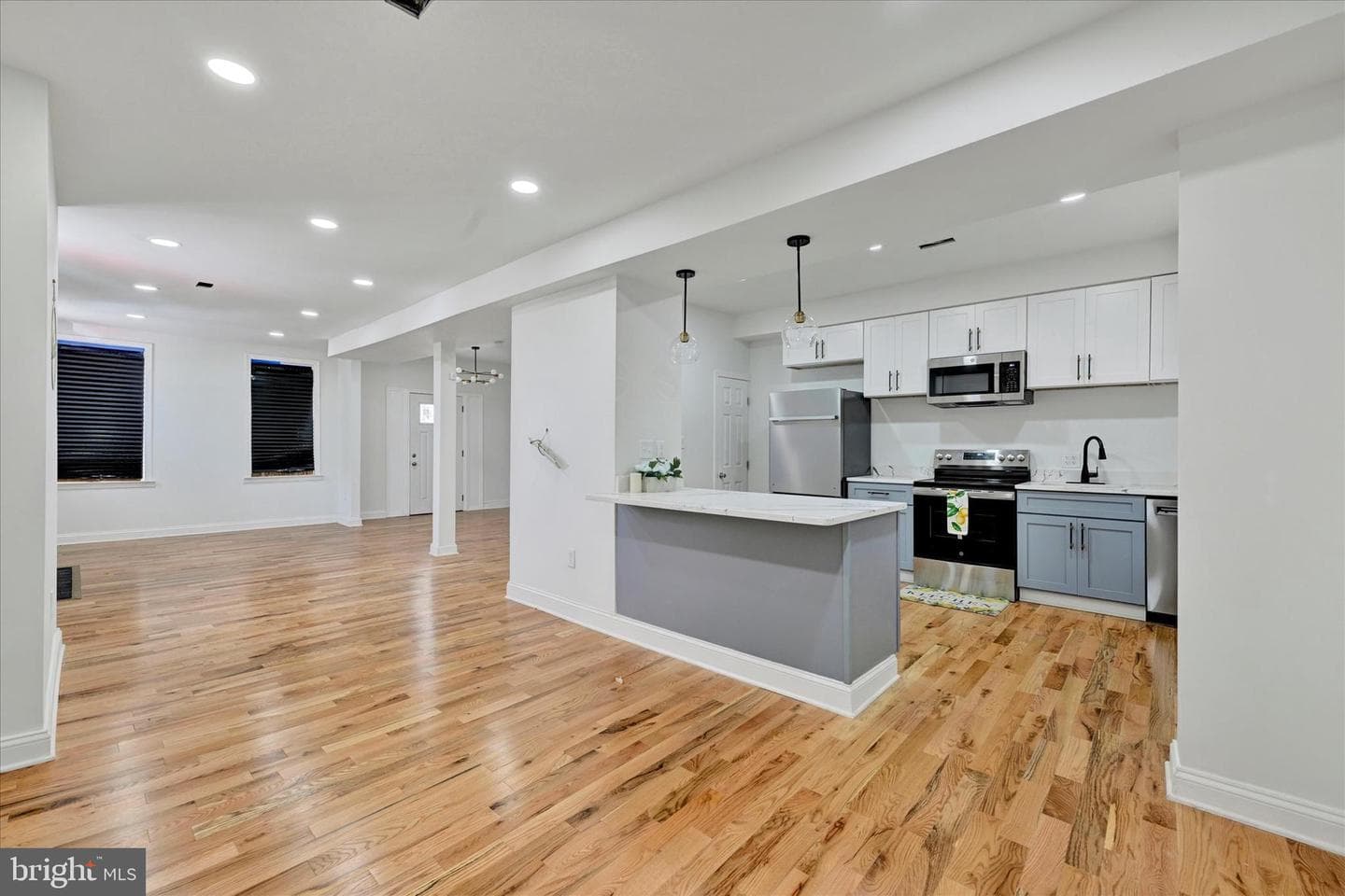 2400 W Lafayette Avenue photo 11