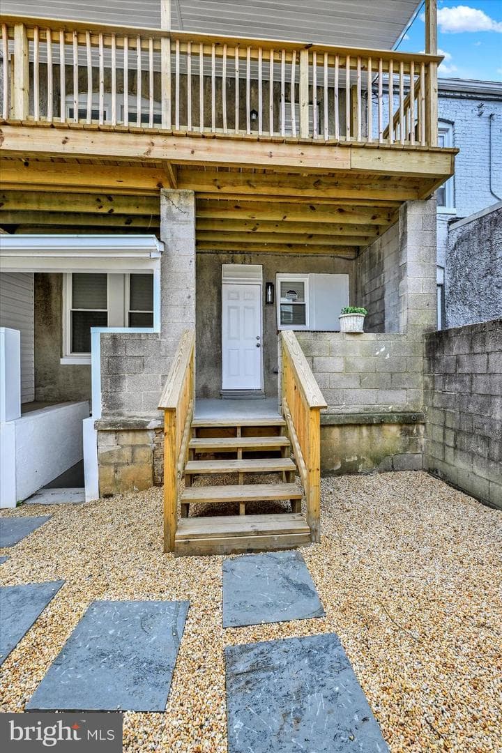 2400 W Lafayette Avenue photo 31