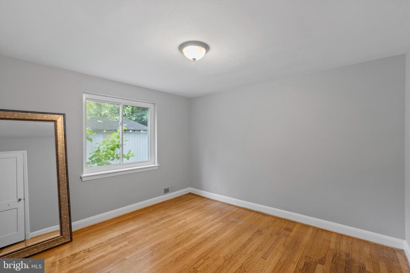 2705 Glen Avenue photo 10