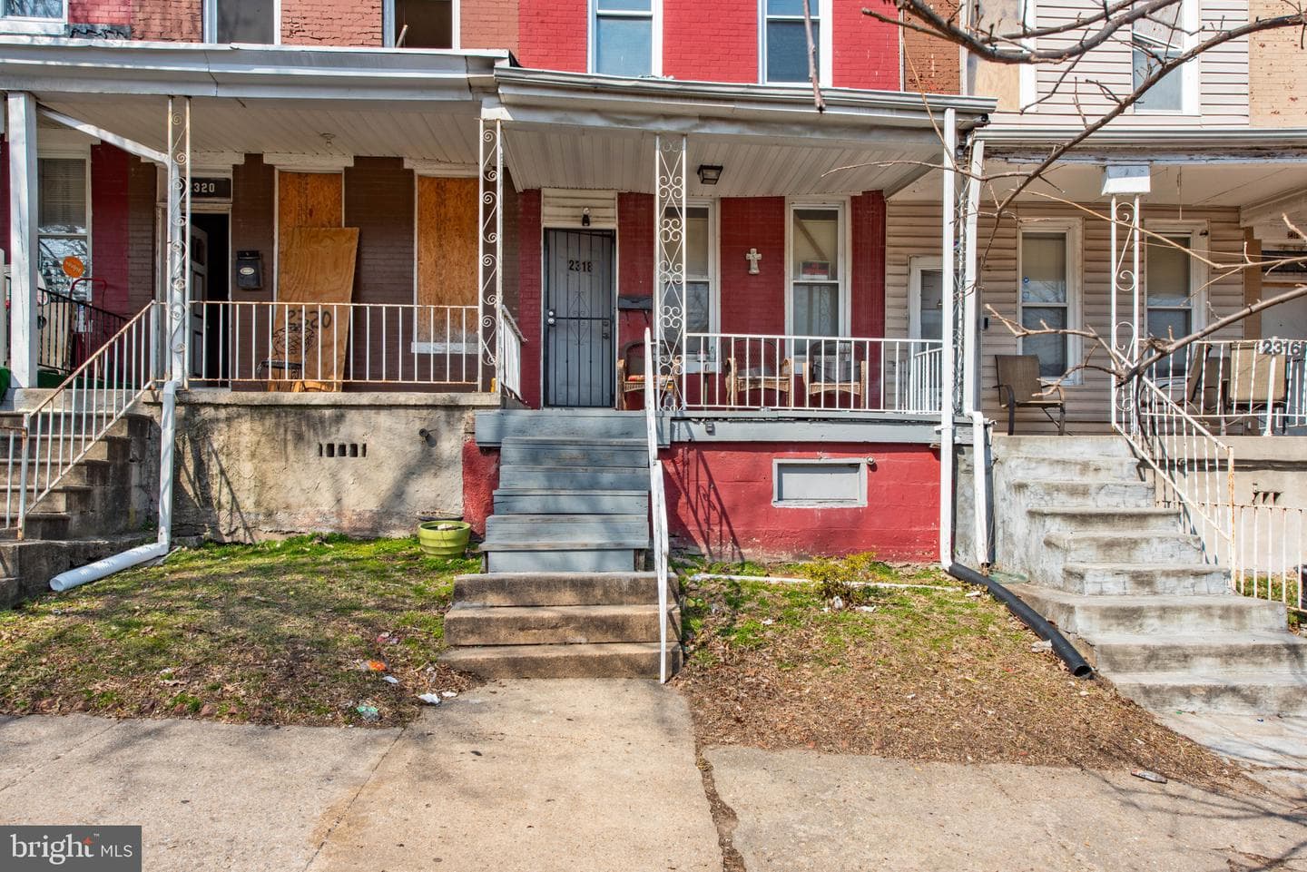 2318 Sidney Ave