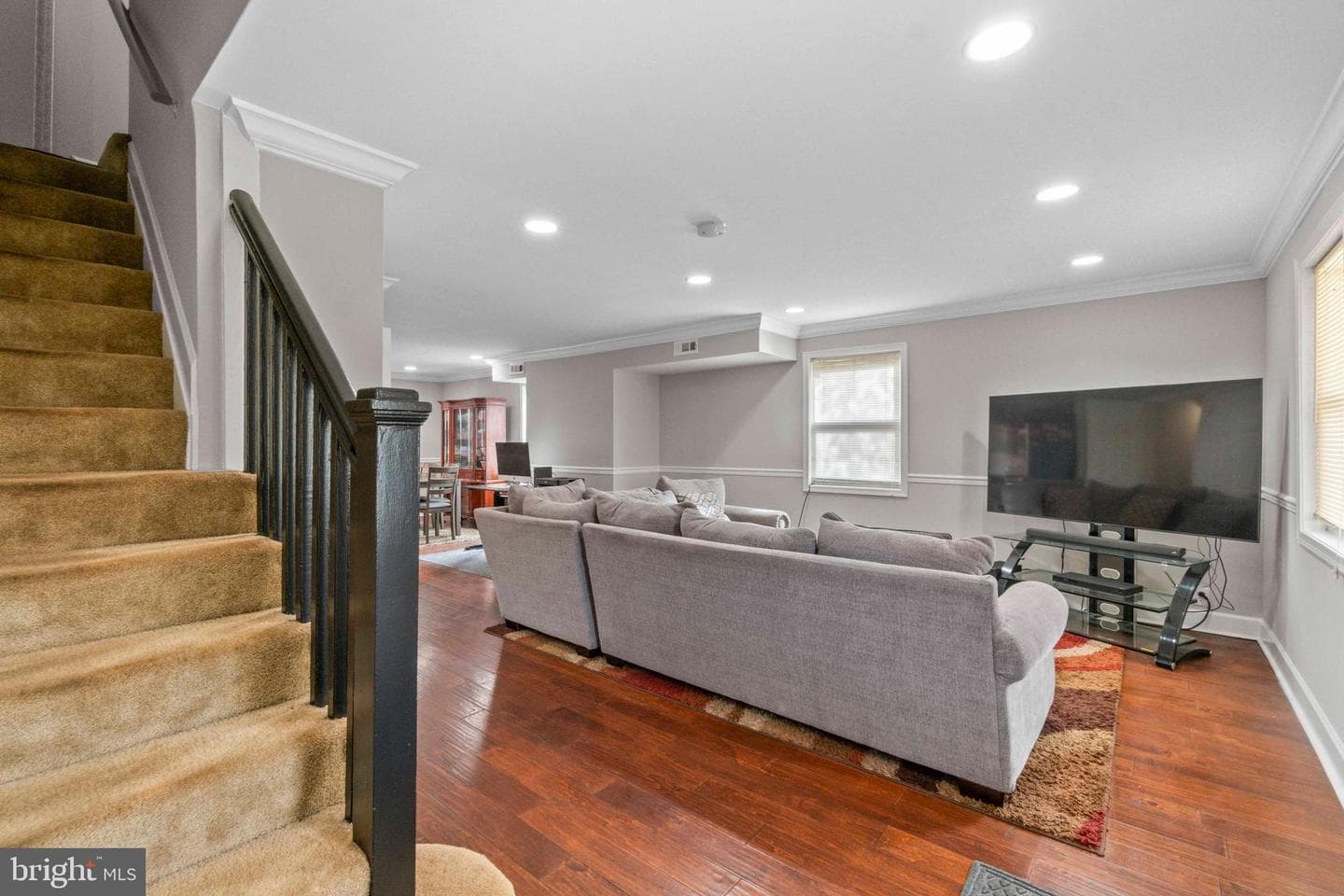 5711 Narcissus Avenue photo 16