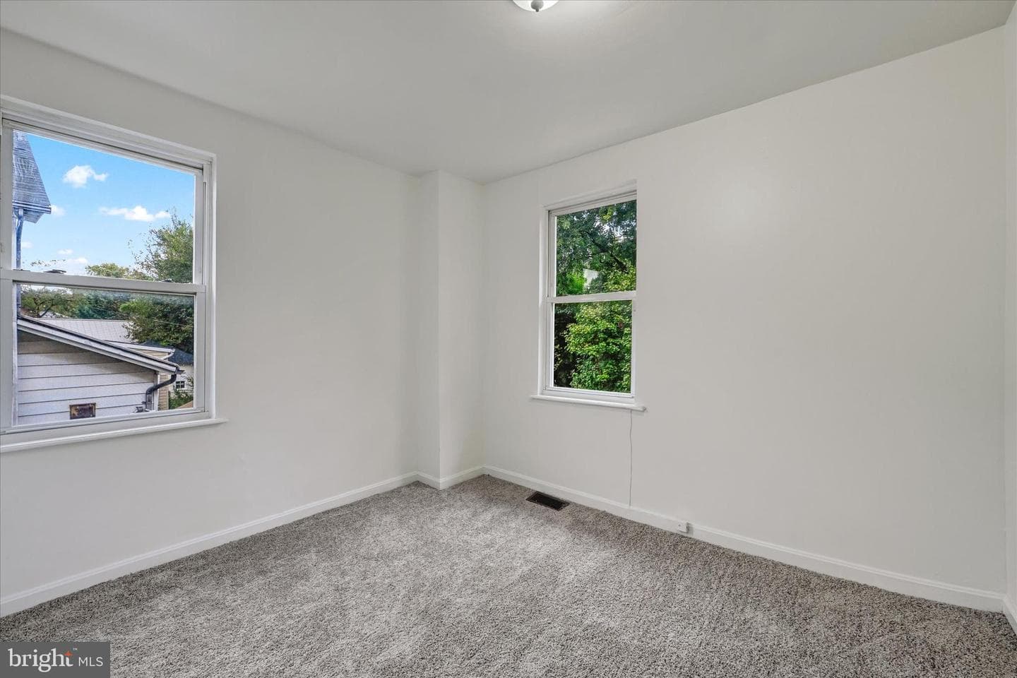 4601 Hampnett Avenue photo 18
