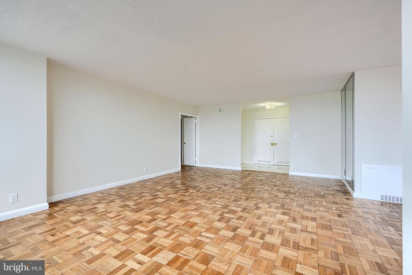 7111 Park Heights Avenue #709 photo 21
