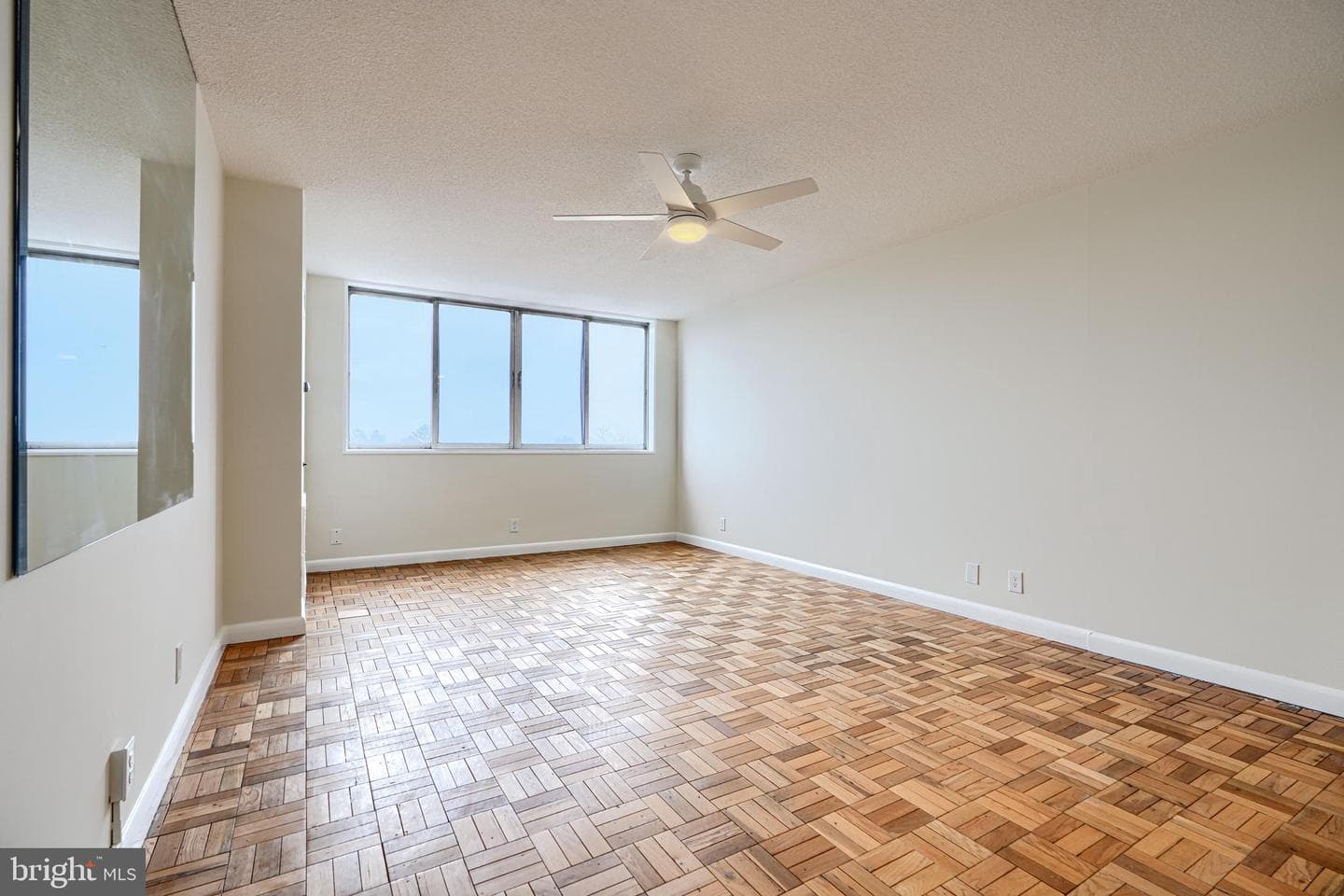 7111 Park Heights Avenue #709 photo 22