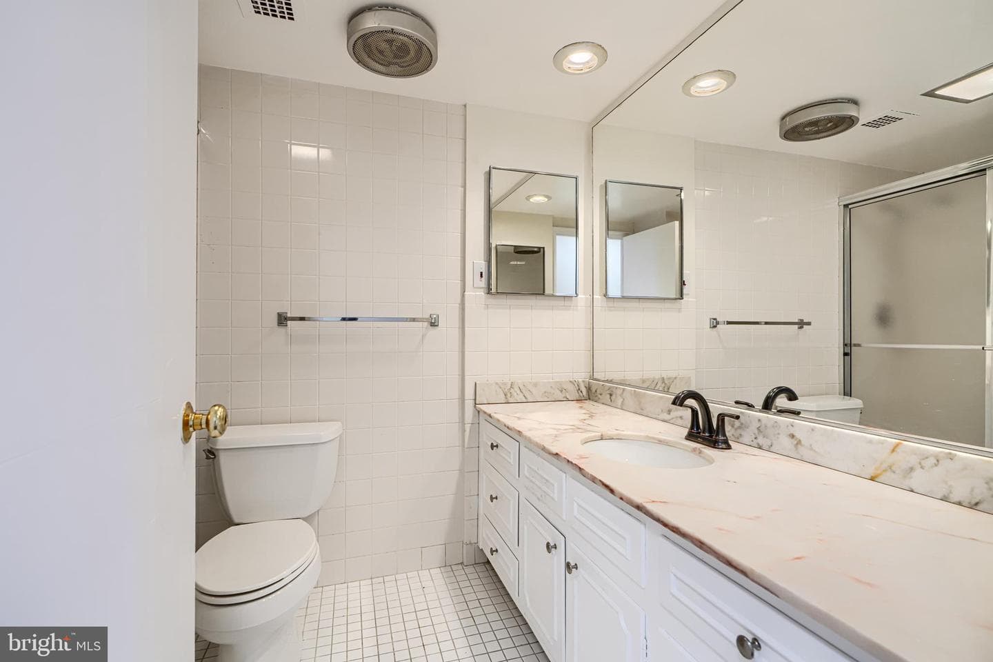 7111 Park Heights Avenue #709 photo 34