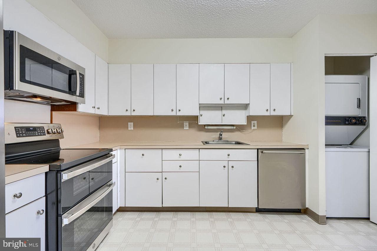 7111 Park Heights Avenue #709 photo 7