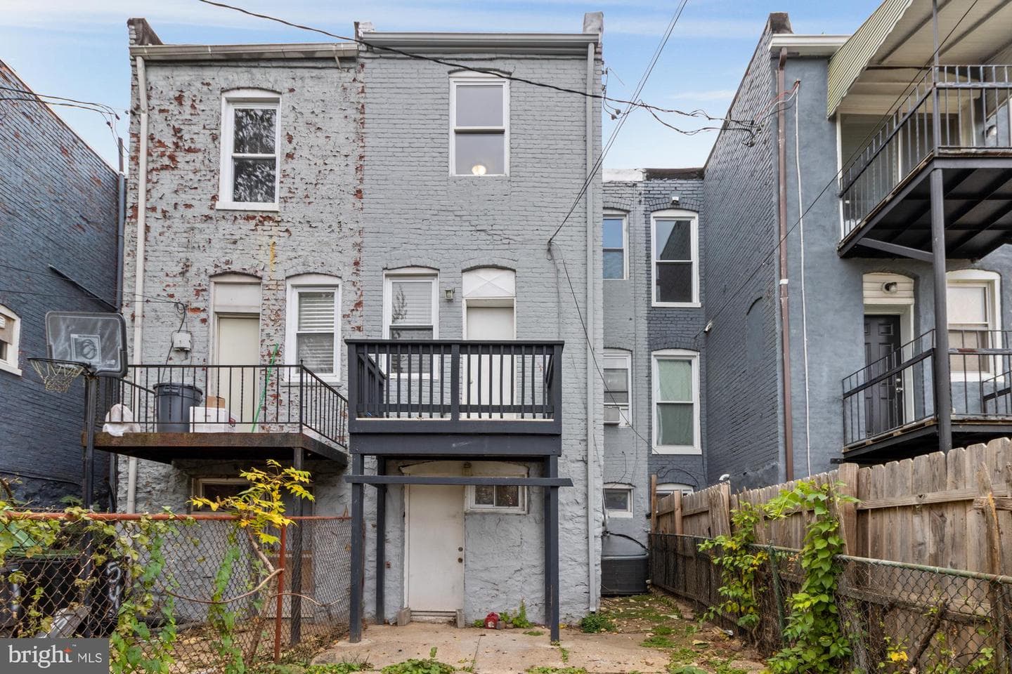 539 S Longwood Street photo 21