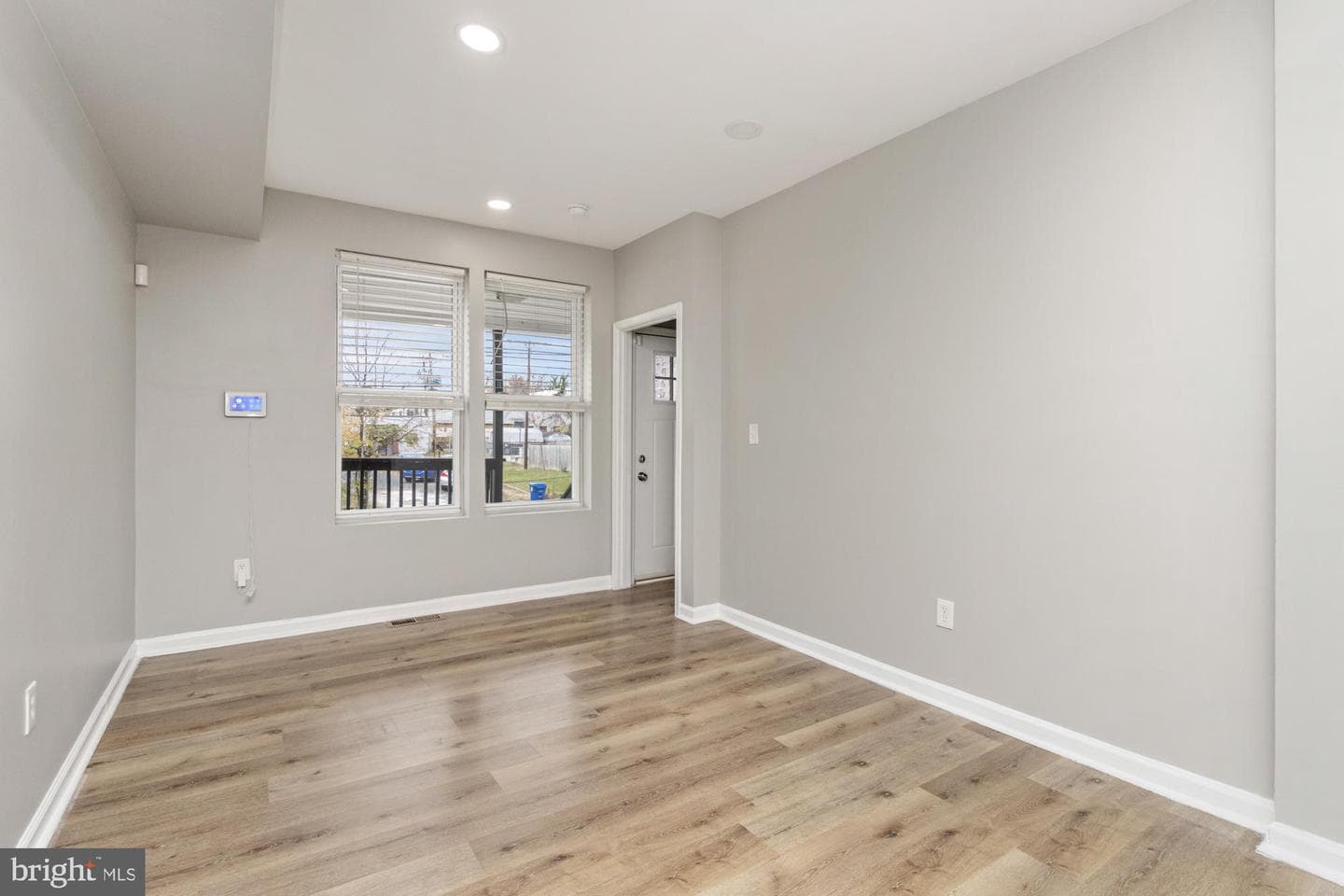 539 S Longwood Street photo 7