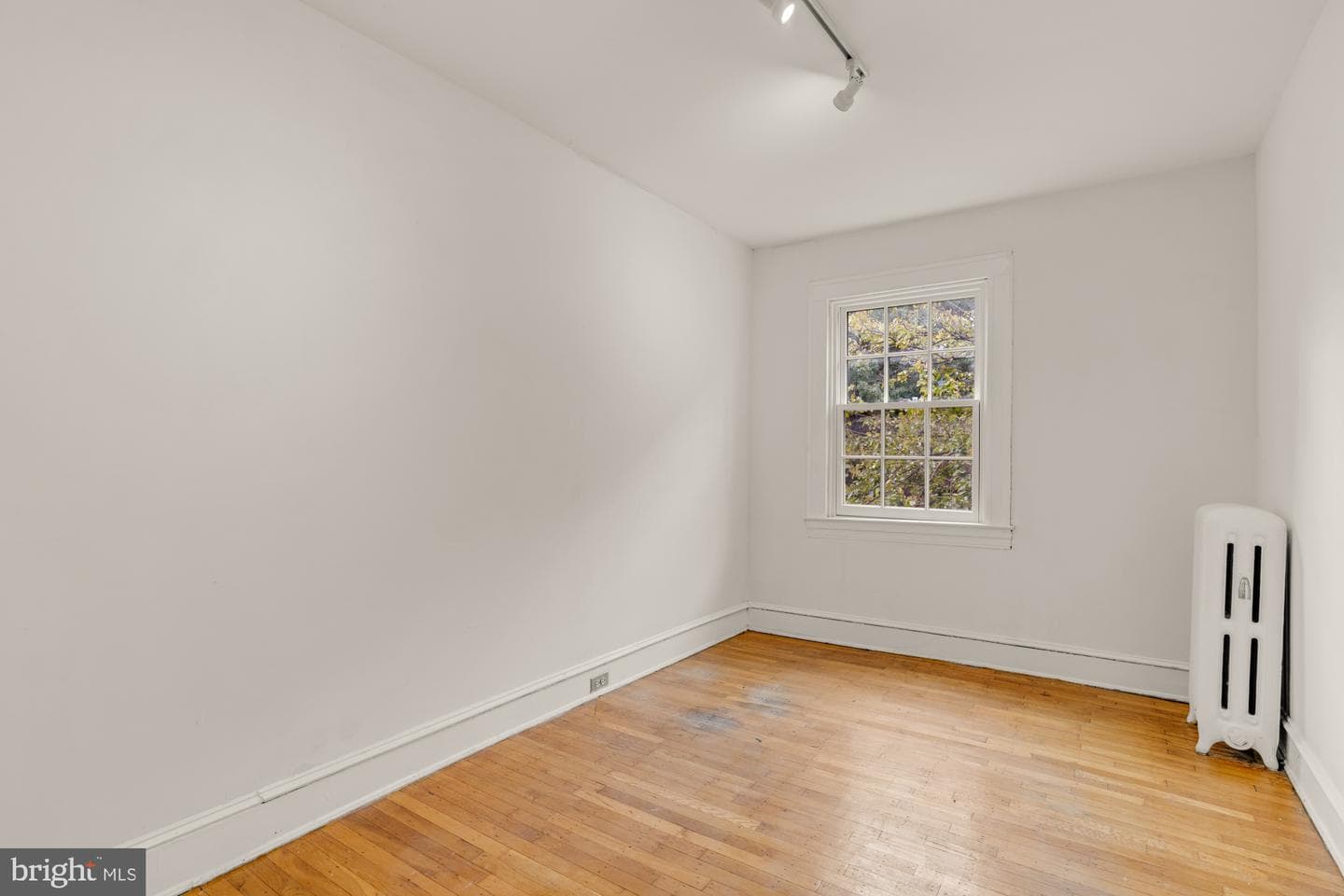 416 Southway photo 22