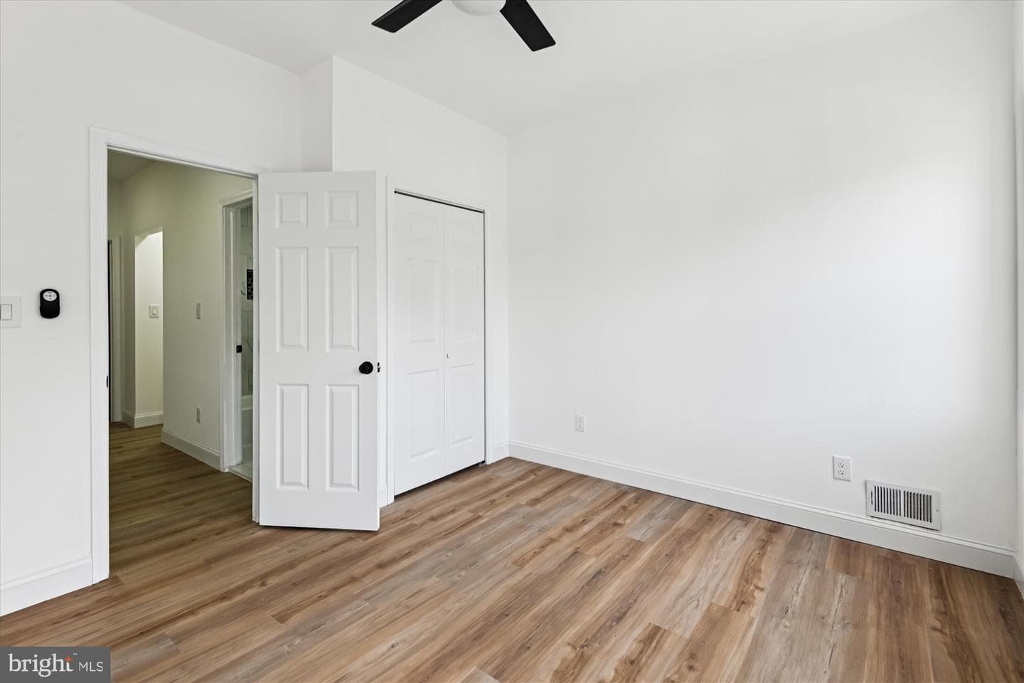 5235 Saint Charles Avenue photo 27