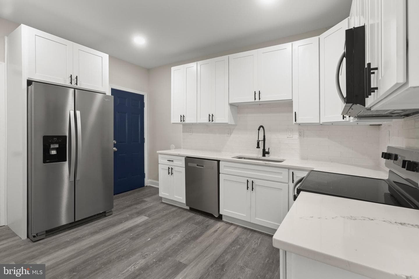 505 Mccabe Avenue photo 17