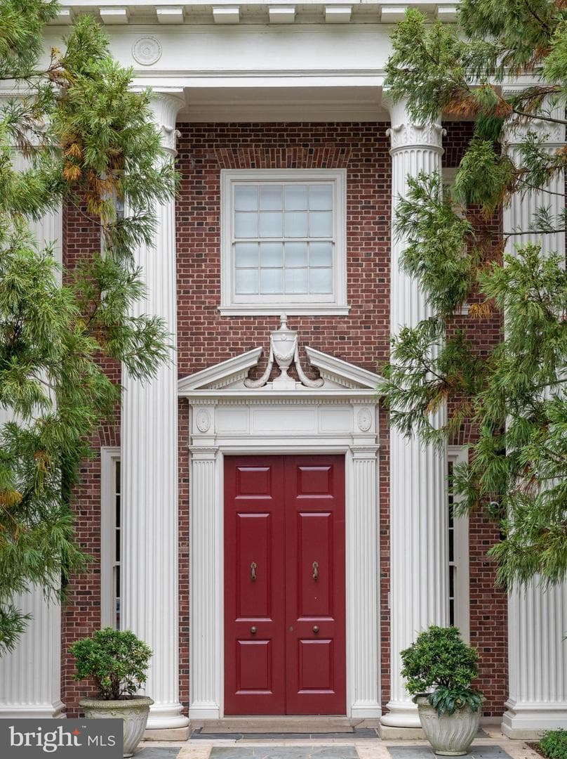 15 Charlcote Place photo 64