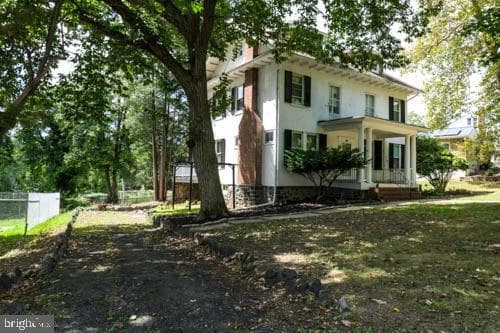 2504 Queen Anne Road photo 34