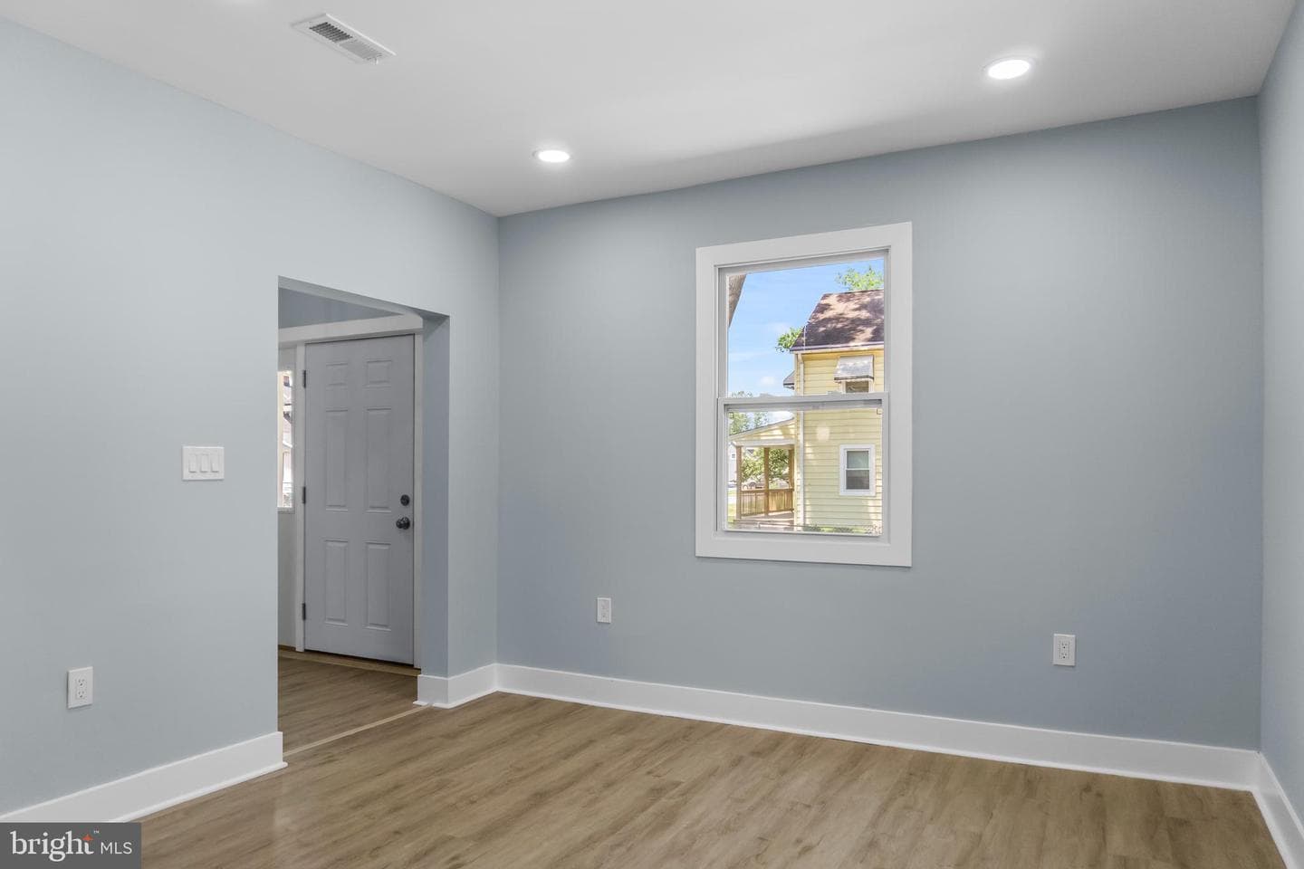 5501 Craig Avenue photo 20