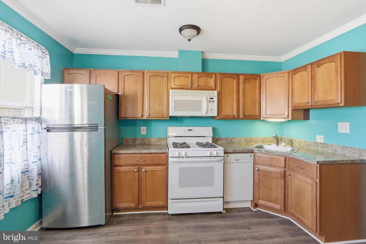 3547 Benzinger Road photo 11