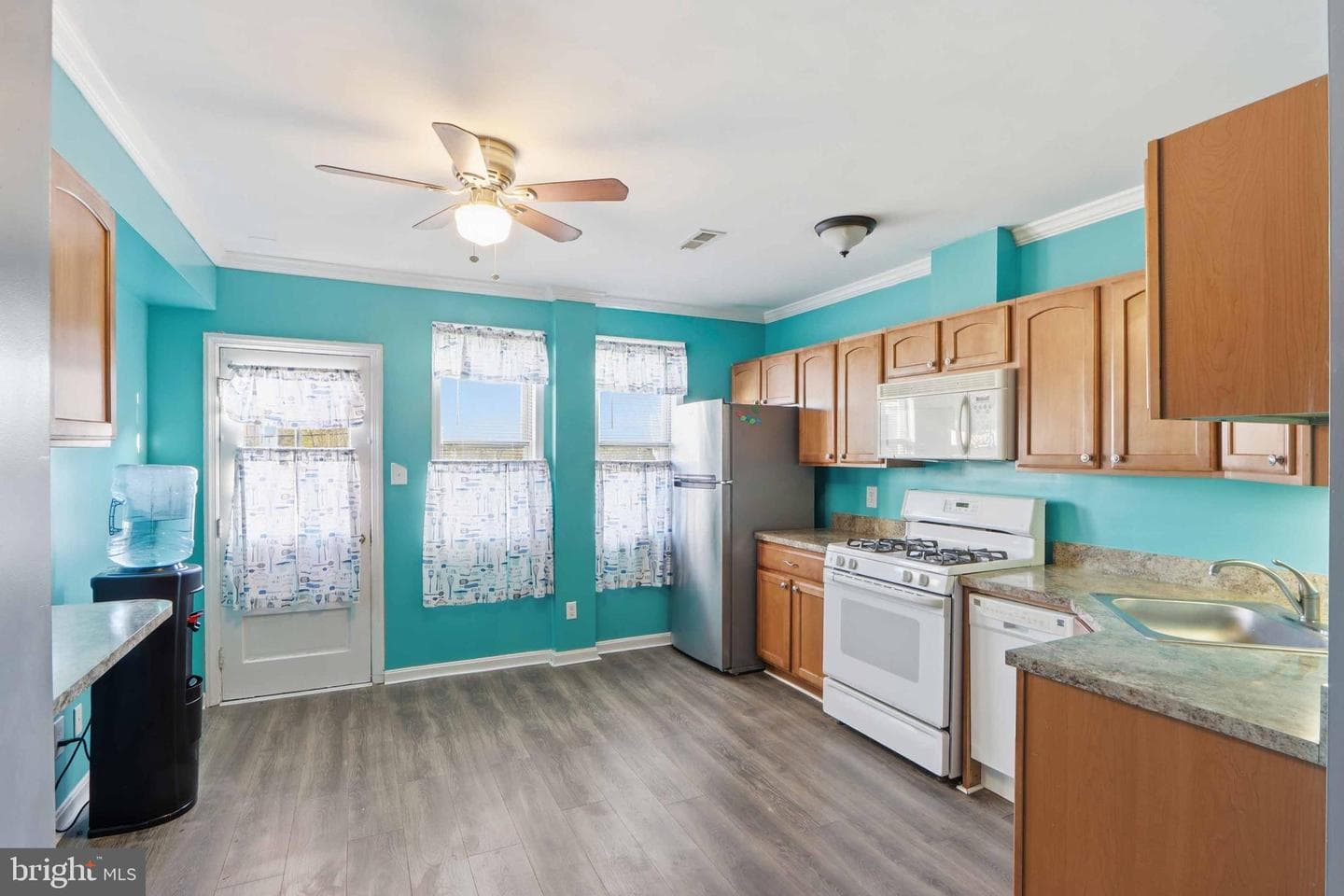 3547 Benzinger Road photo 8