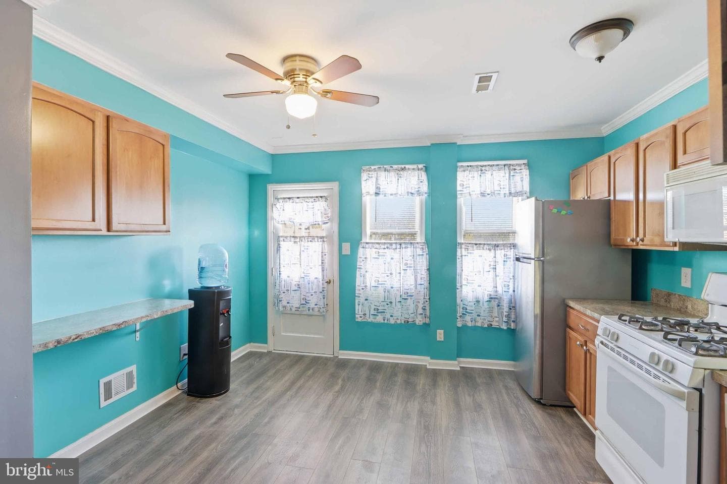 3547 Benzinger Road photo 9