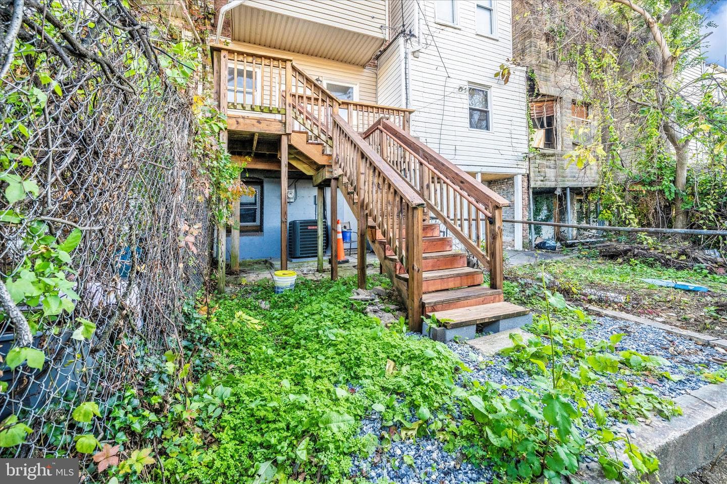 2224 W Fayette Street photo 21