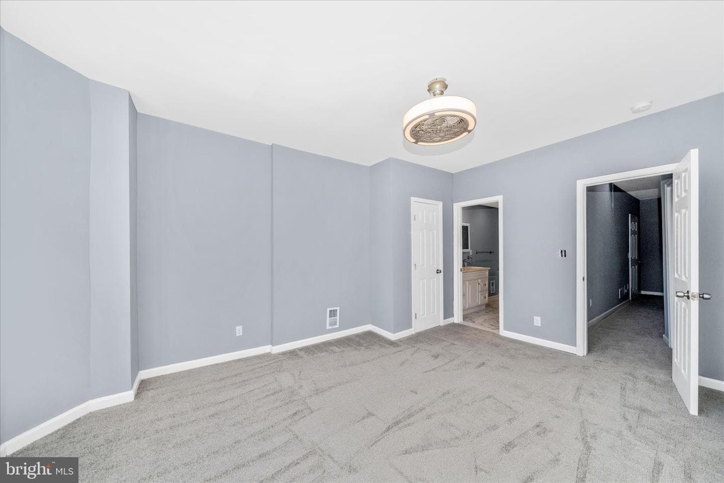 2224 W Fayette Street photo 7