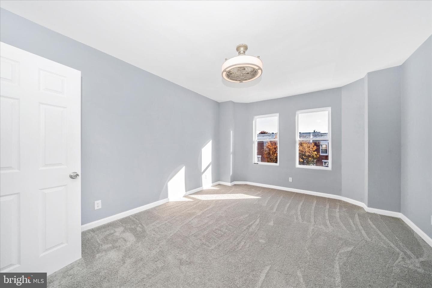 2224 W Fayette Street photo 9